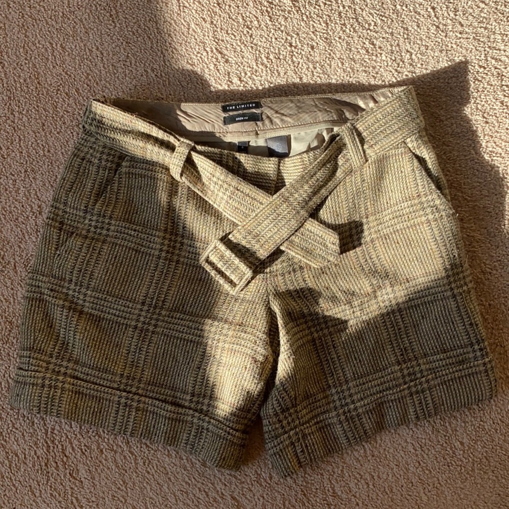 The limited shorts